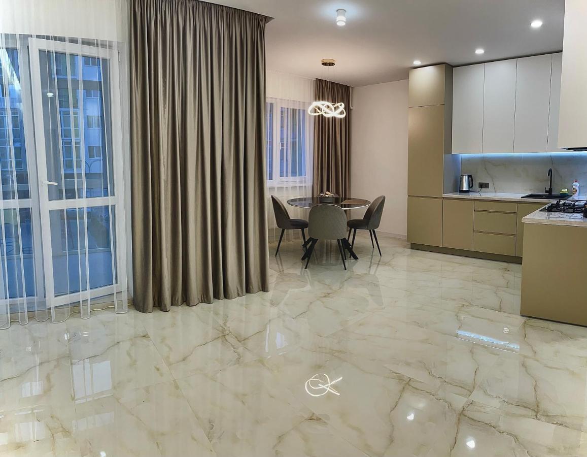 Жк Great Britain Apartment Leopoli Esterno foto